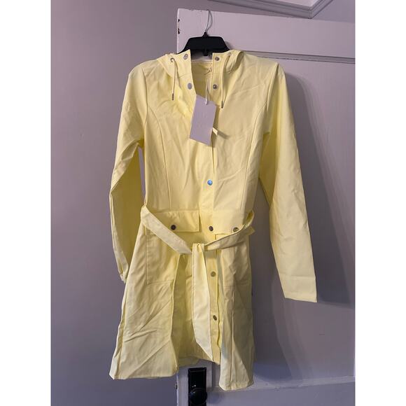 RAINS Curve W Jacket Straw Yellow Raincoat XS NWT - Picture 4 of 7